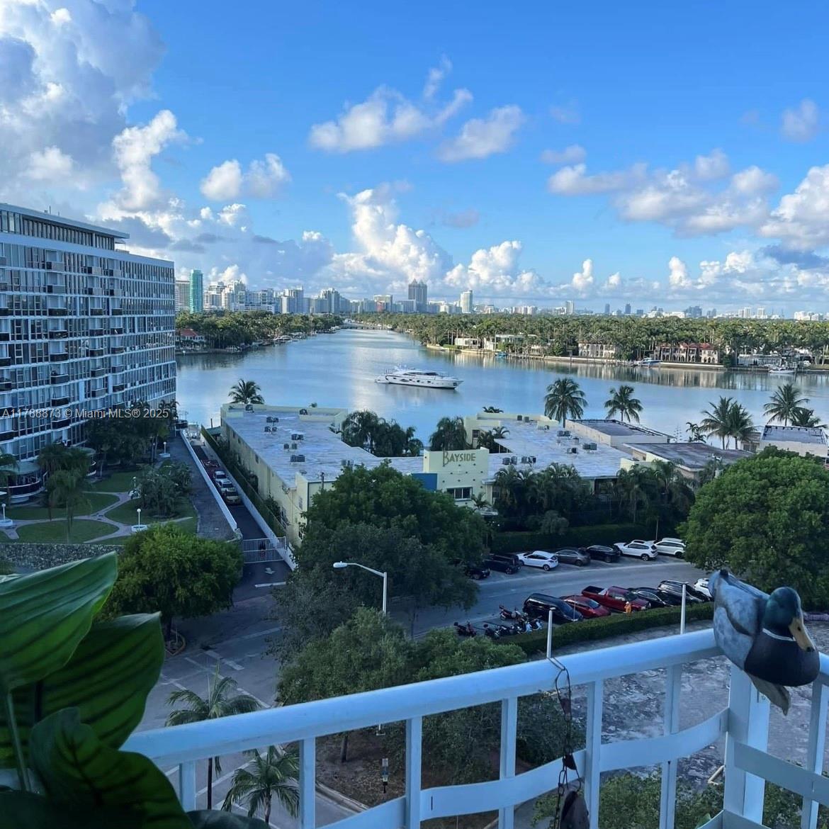 STANTON HOUSE CONDO - Residential