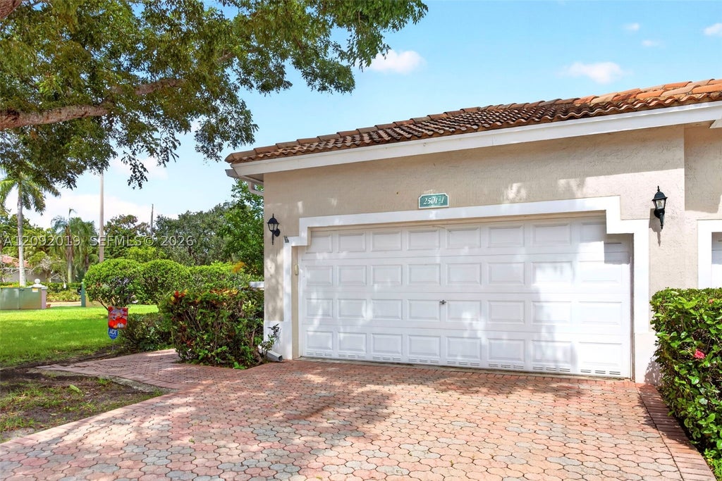 Photo of 2501 E Aragon Blvd #1, Sunrise, FL 33313 (MLS # A12092019)