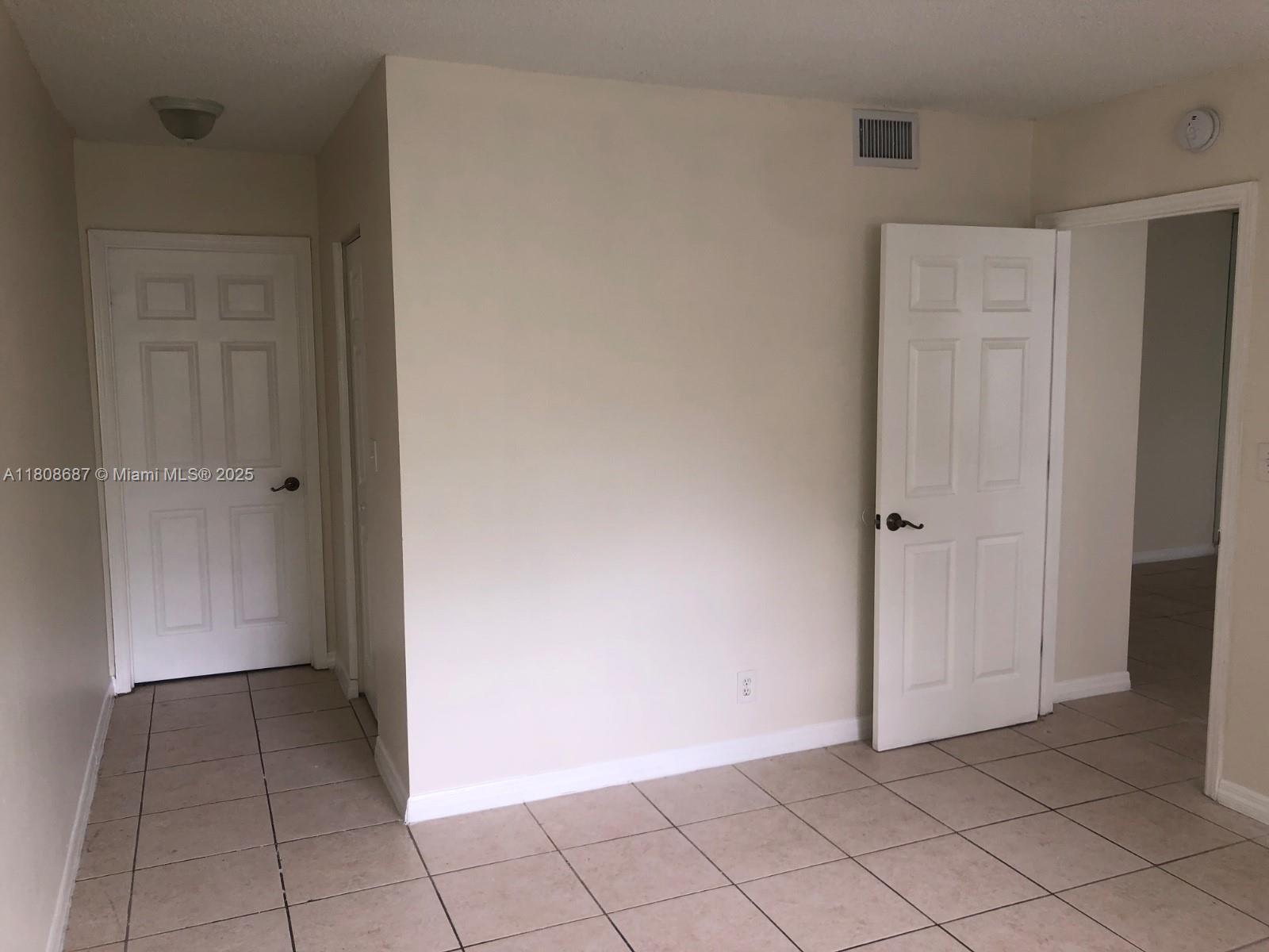 11213 Royal Palm Blvd -