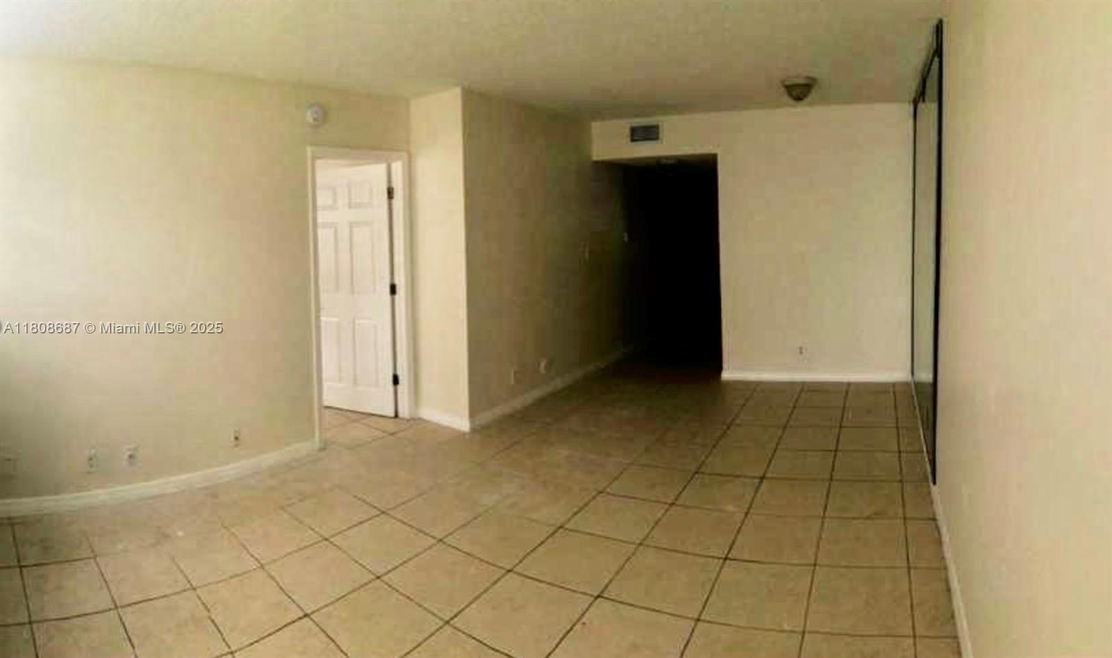 11213 Royal Palm Blvd -