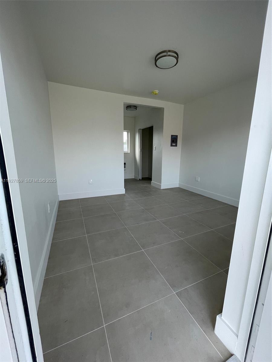 MAGNOLIA SUB - Residential Lease