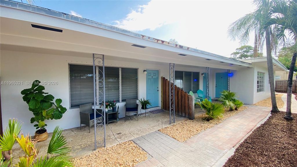 Photo of 1028 NE 16th Ter #1, Fort Lauderdale, FL 33304 (MLS # A11965321)