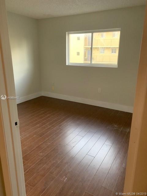 WATERVIEW CONDO - Residential Lease