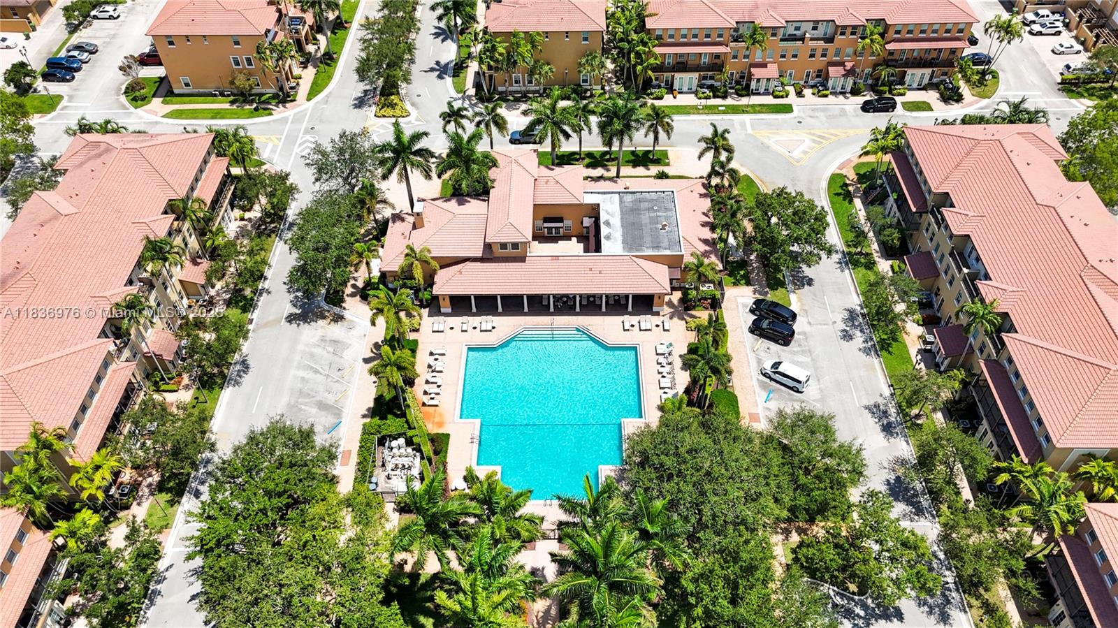 COBBLESTONE CONDO - Residential