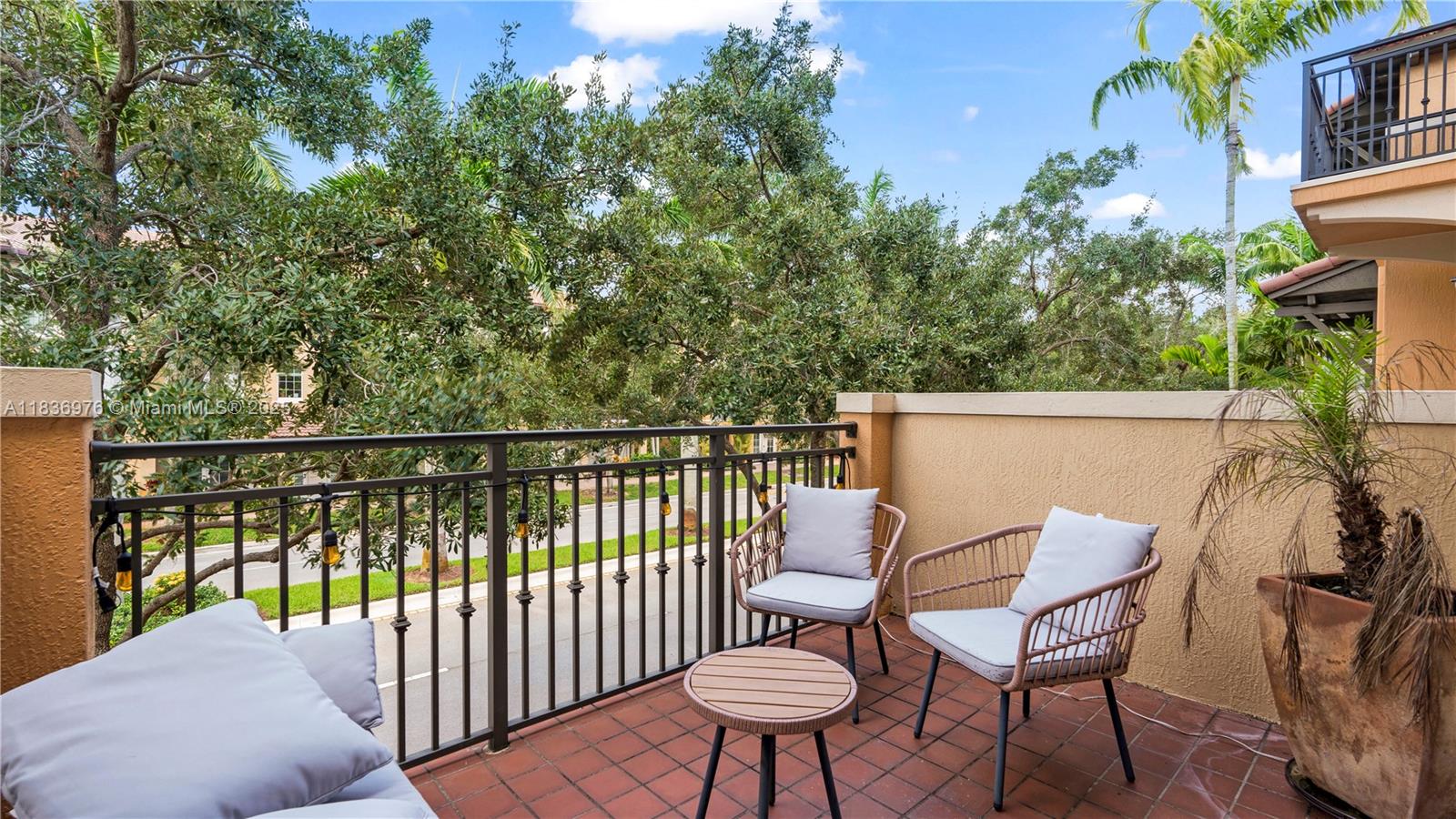 COBBLESTONE CONDO - Residential