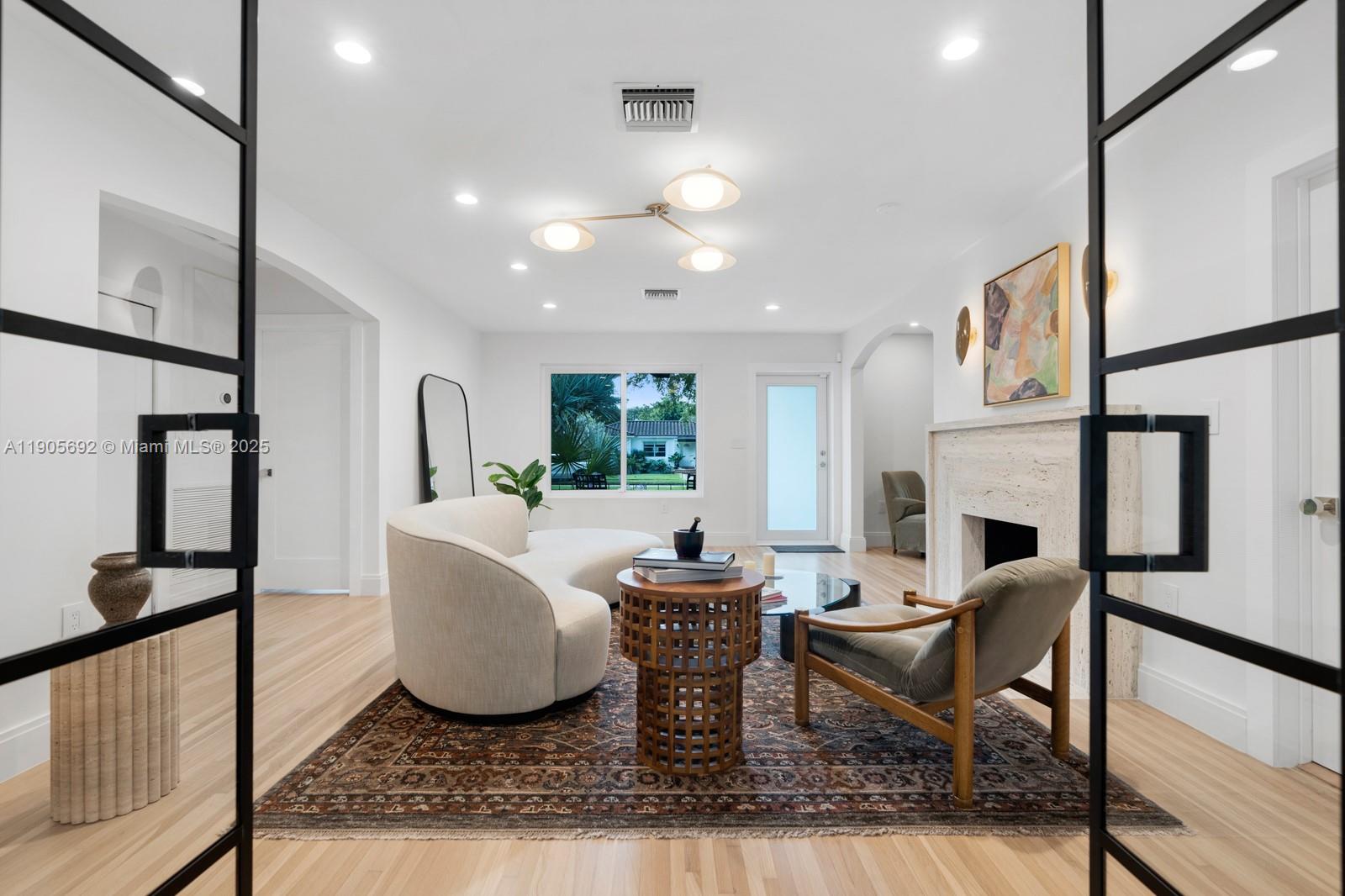 MIAMI SHORES SEC 6 - Residential