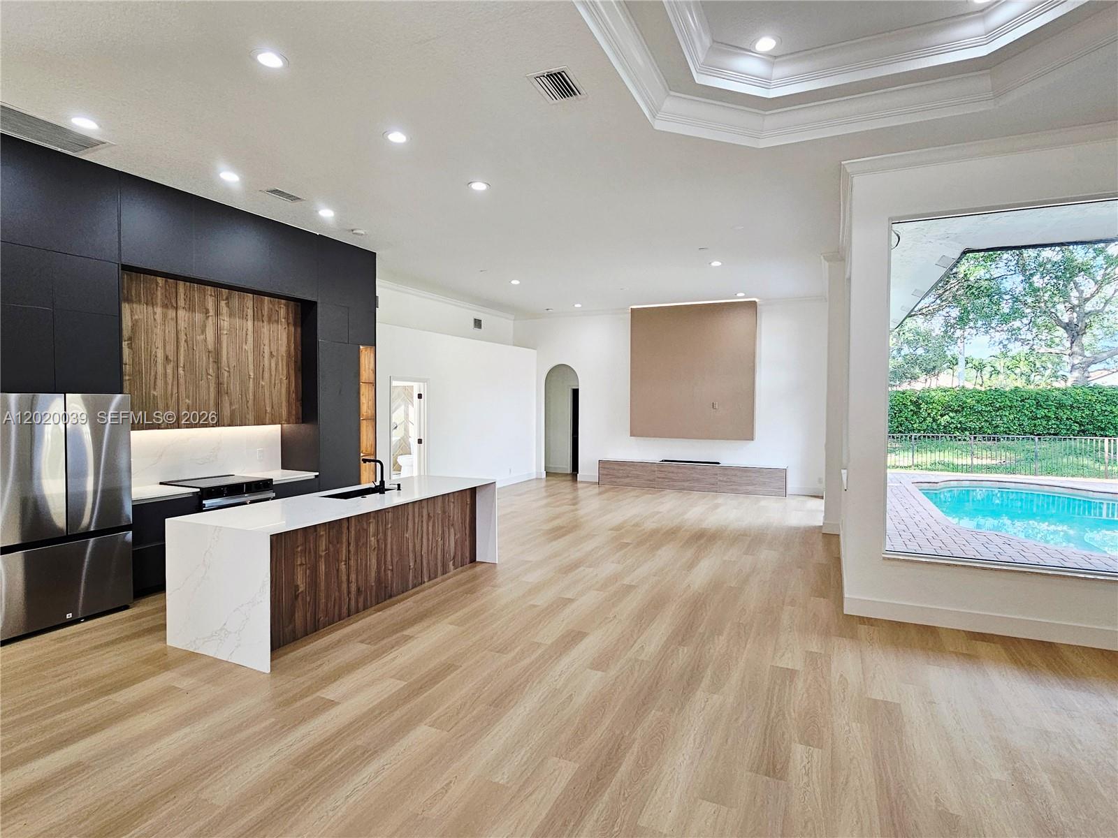 SUNSET LAKES PLAT ONE - Residential