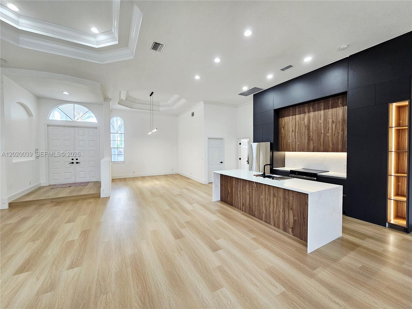 SUNSET LAKES PLAT ONE - Residential