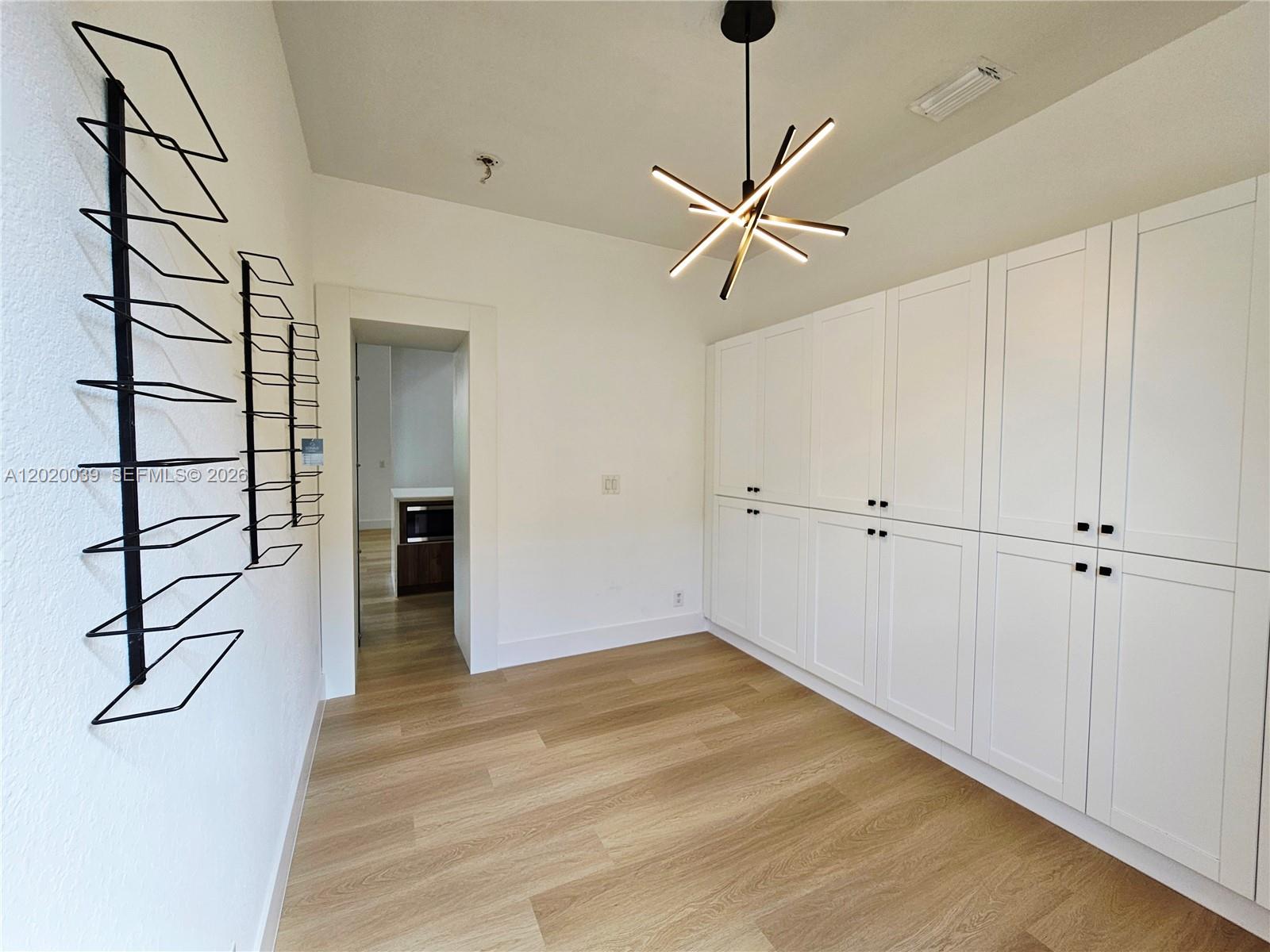 SUNSET LAKES PLAT ONE - Residential