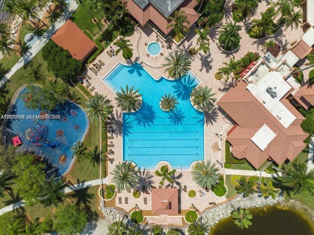 SUNSET LAKES PLAT ONE - Residential
