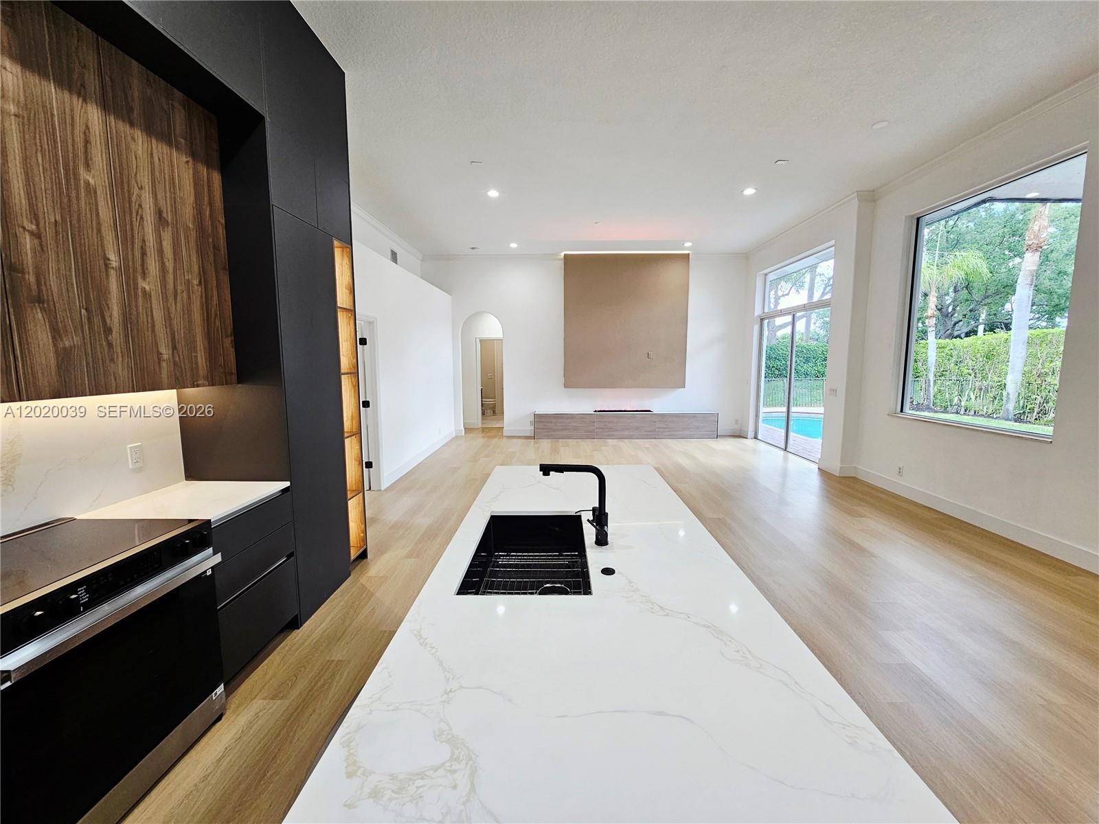 SUNSET LAKES PLAT ONE - Residential