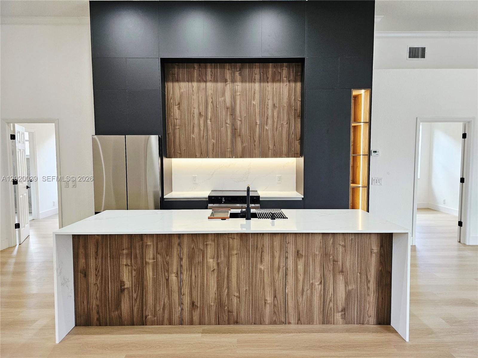 SUNSET LAKES PLAT ONE - Residential