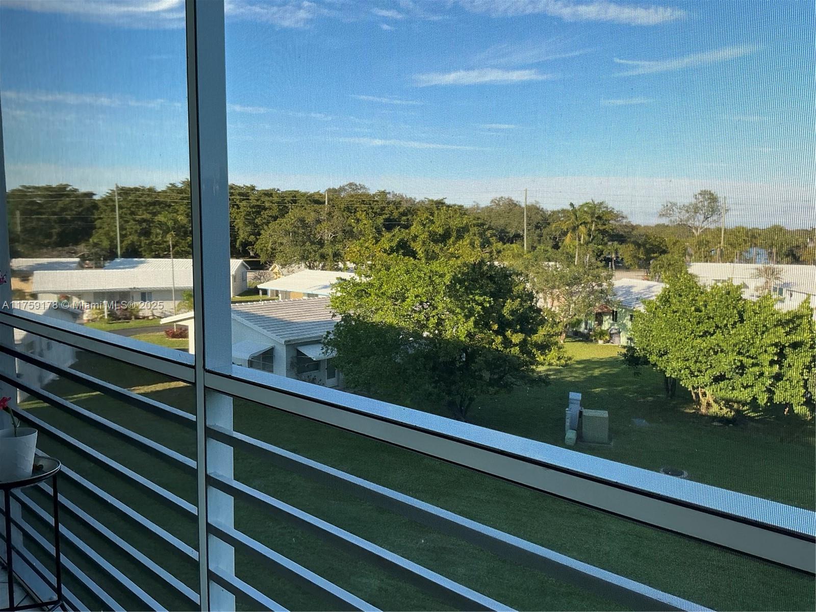 SHERIDAN LAKES CONDO APTS - Residential