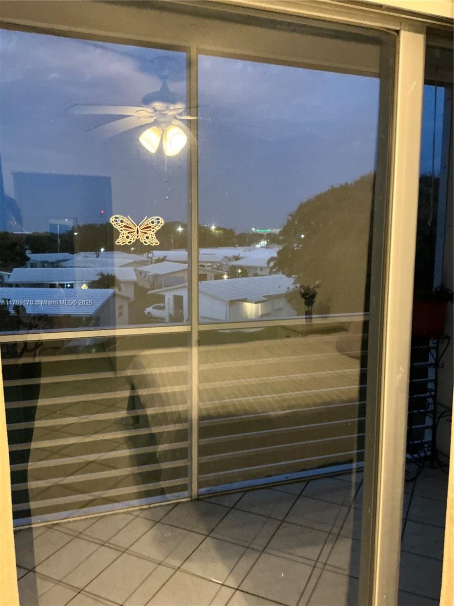 SHERIDAN LAKES CONDO APTS - Residential