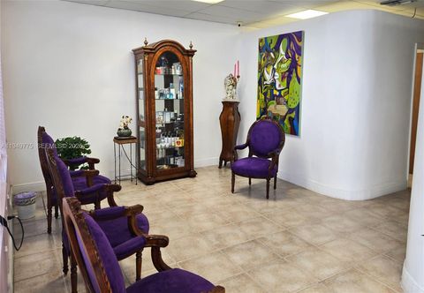 300 SW 107th Ave Sweetwater FL 33174