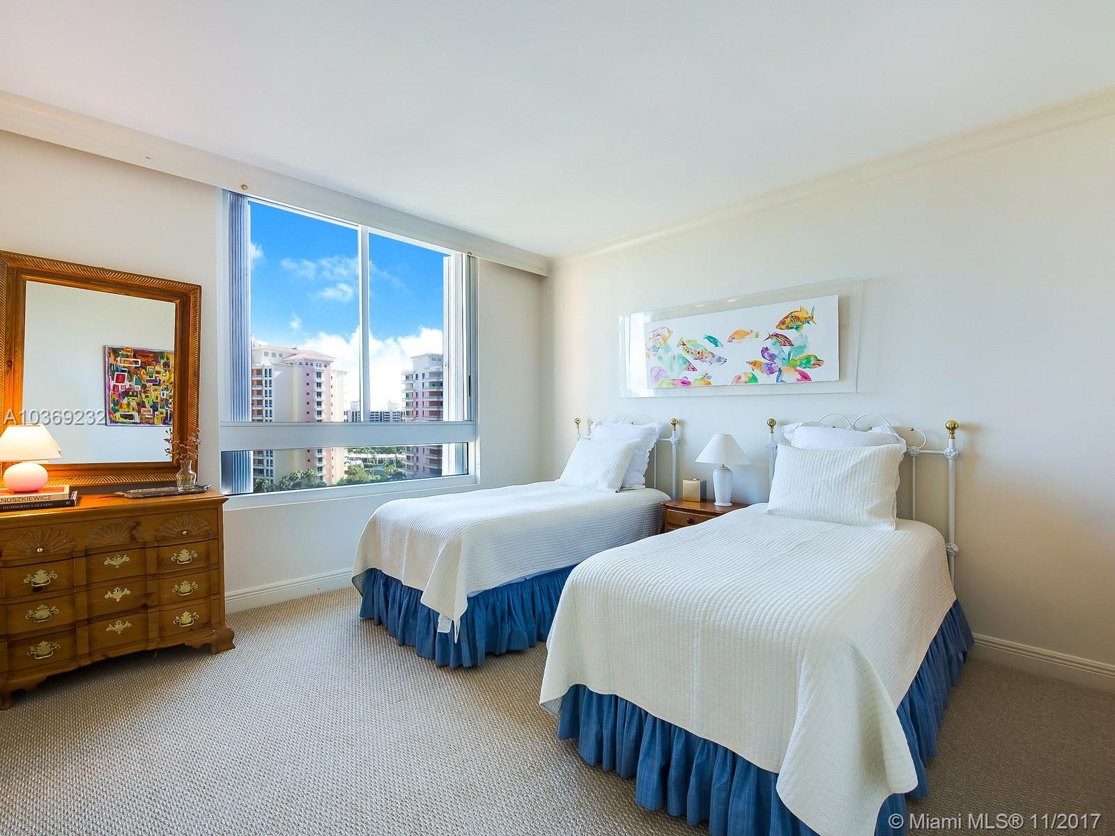 CLUB TOWER THREE CONDO - Residential