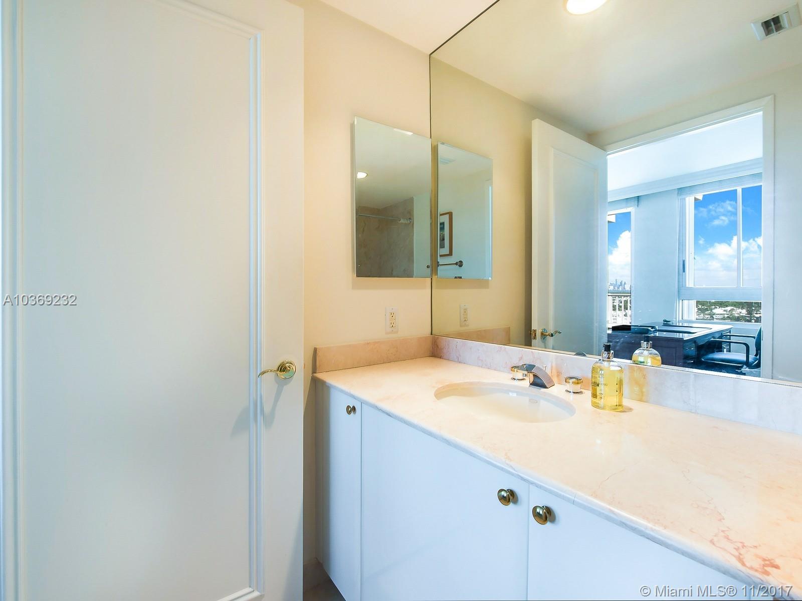 CLUB TOWER THREE CONDO - Residential