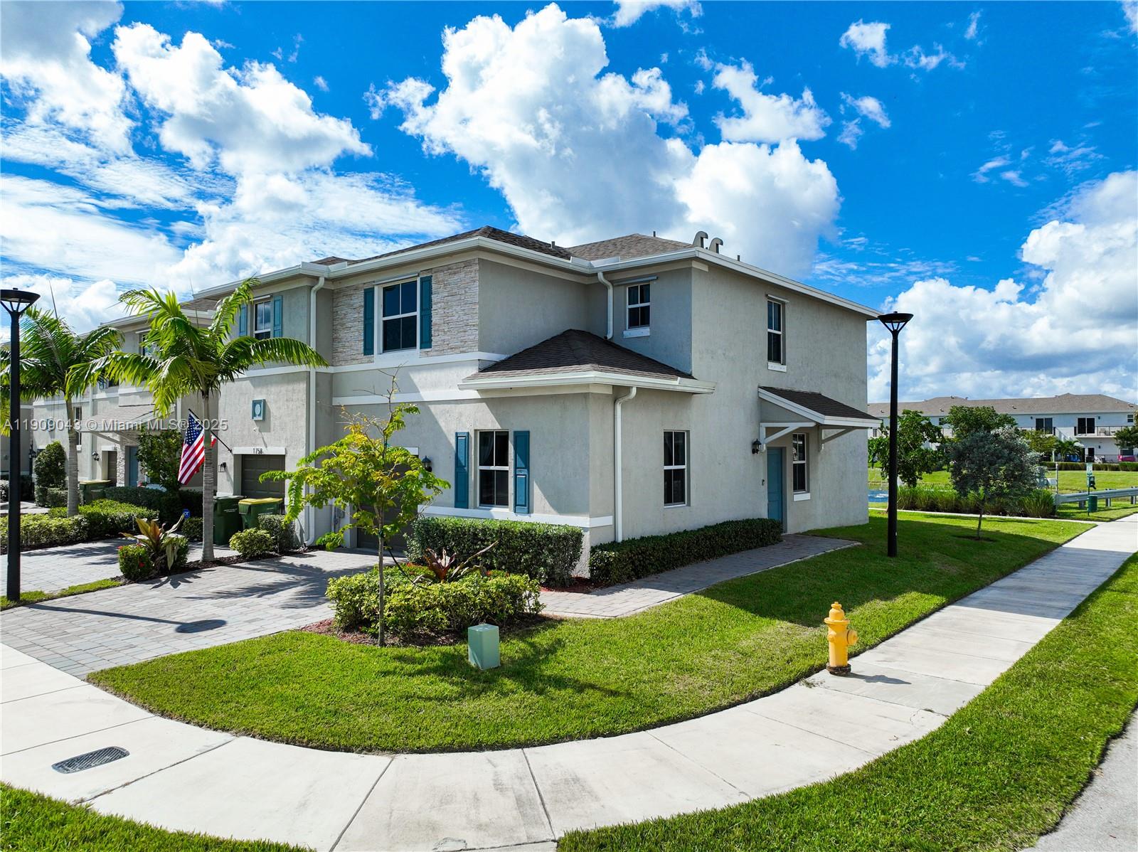 CEDAR AT KEYS GATE - Residential