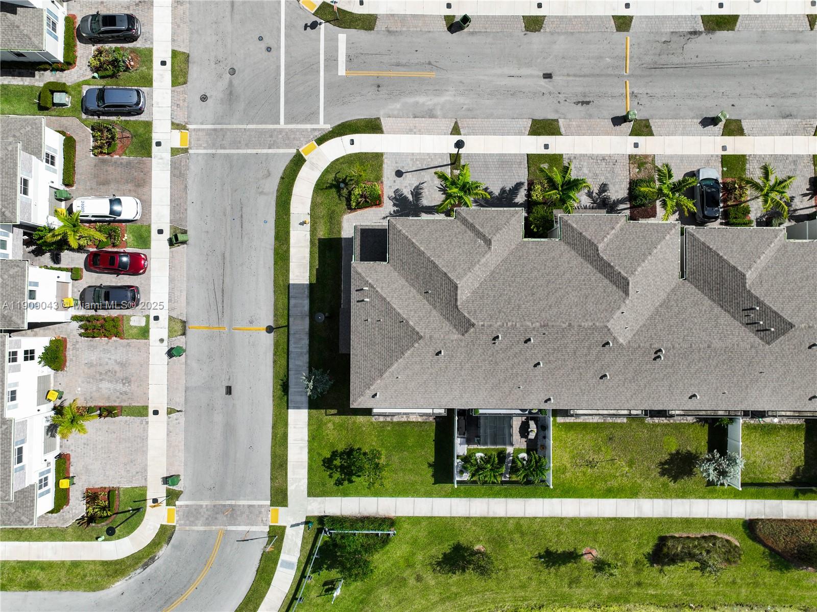 CEDAR AT KEYS GATE - Residential