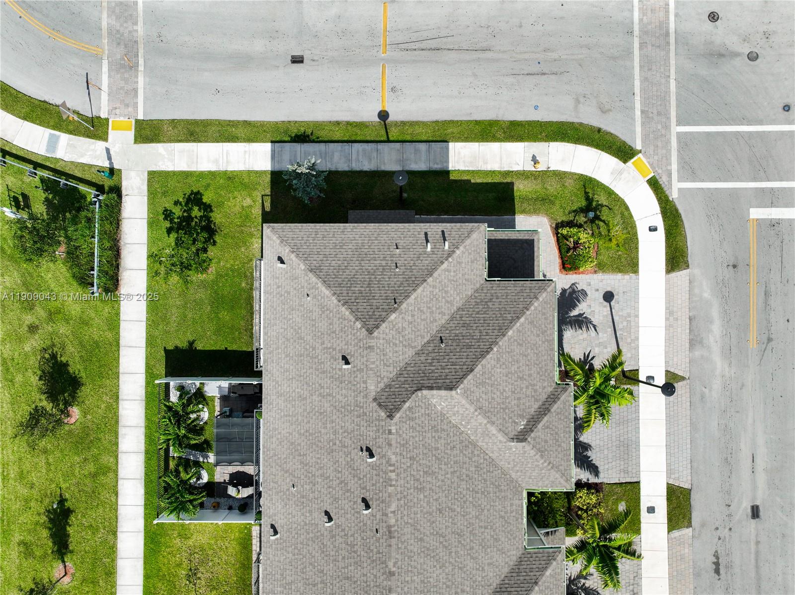 CEDAR AT KEYS GATE - Residential