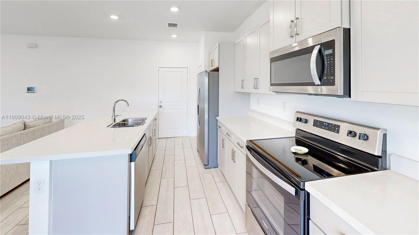 CEDAR AT KEYS GATE - Residential