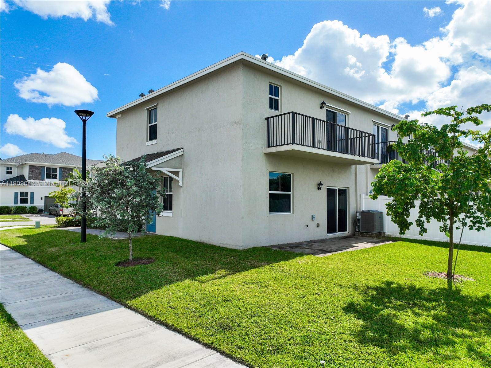 CEDAR AT KEYS GATE - Residential