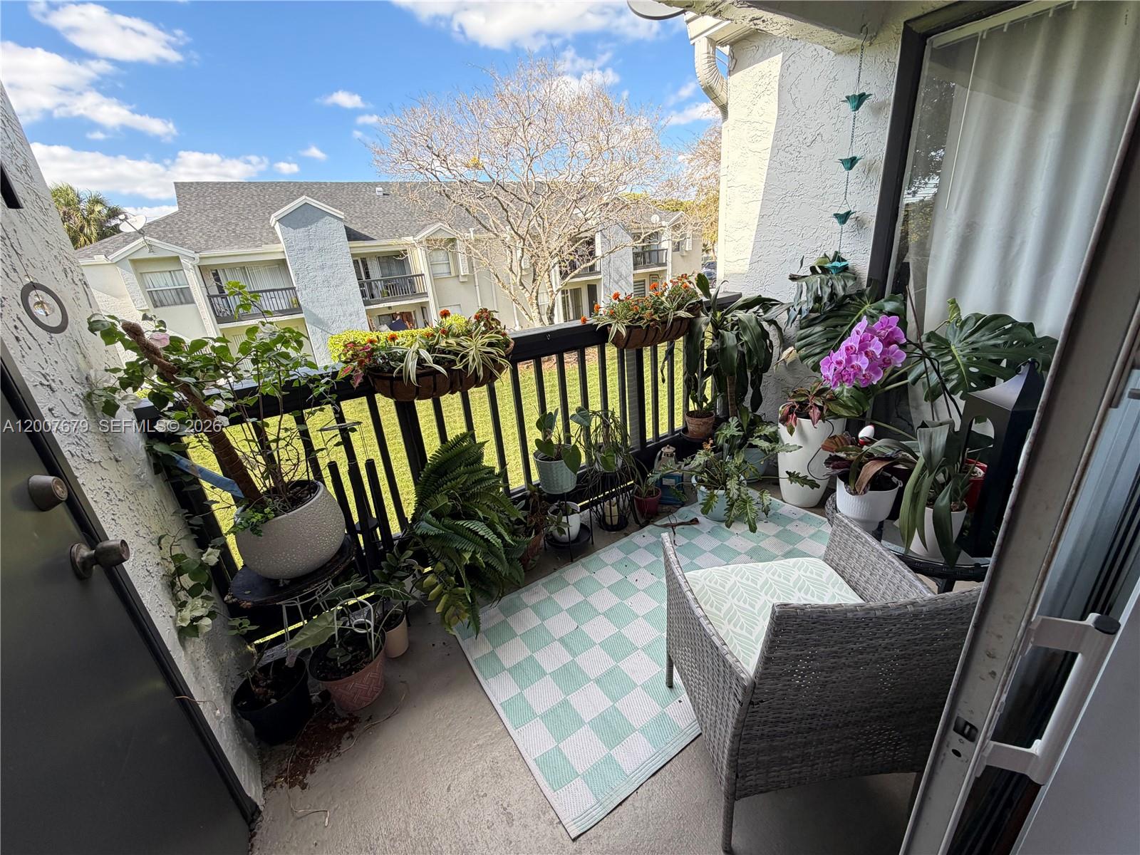 FAIRWAY GREENS CONDO HOME - Residential