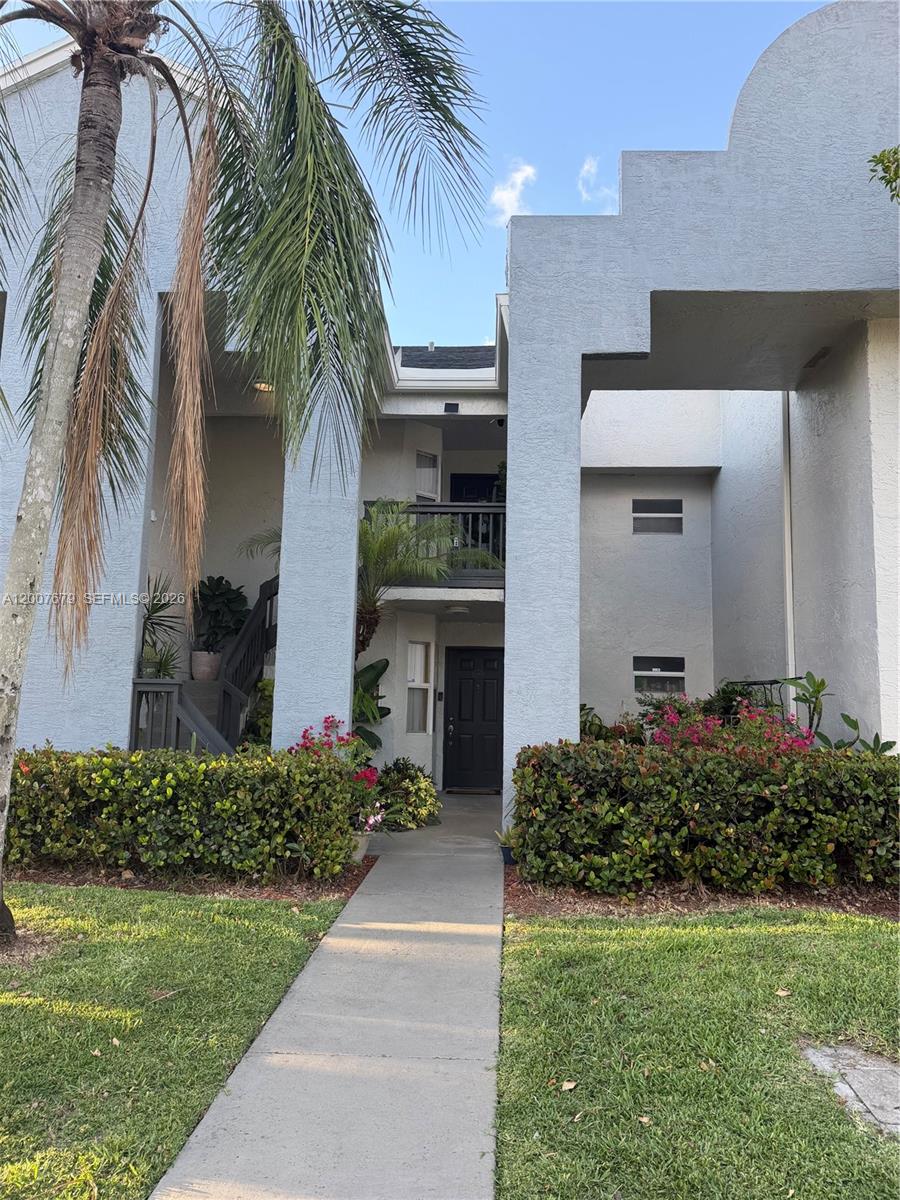 FAIRWAY GREENS CONDO HOME - Residential