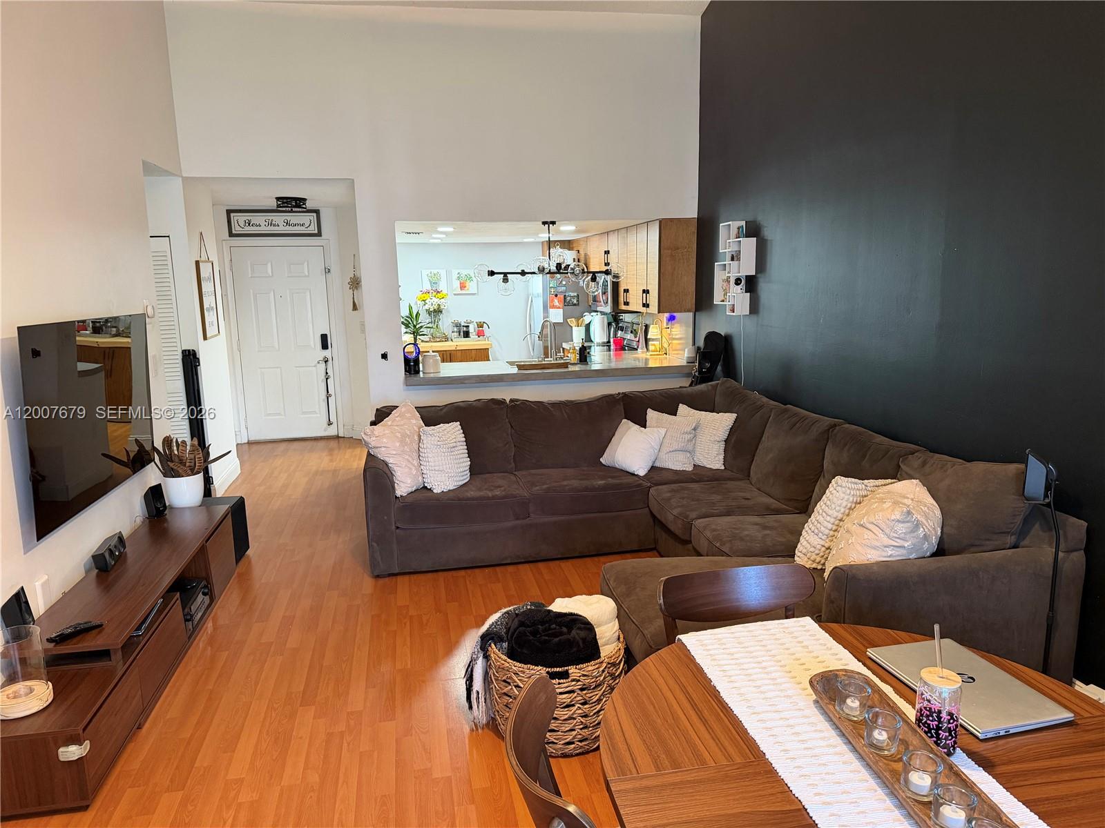 FAIRWAY GREENS CONDO HOME - Residential