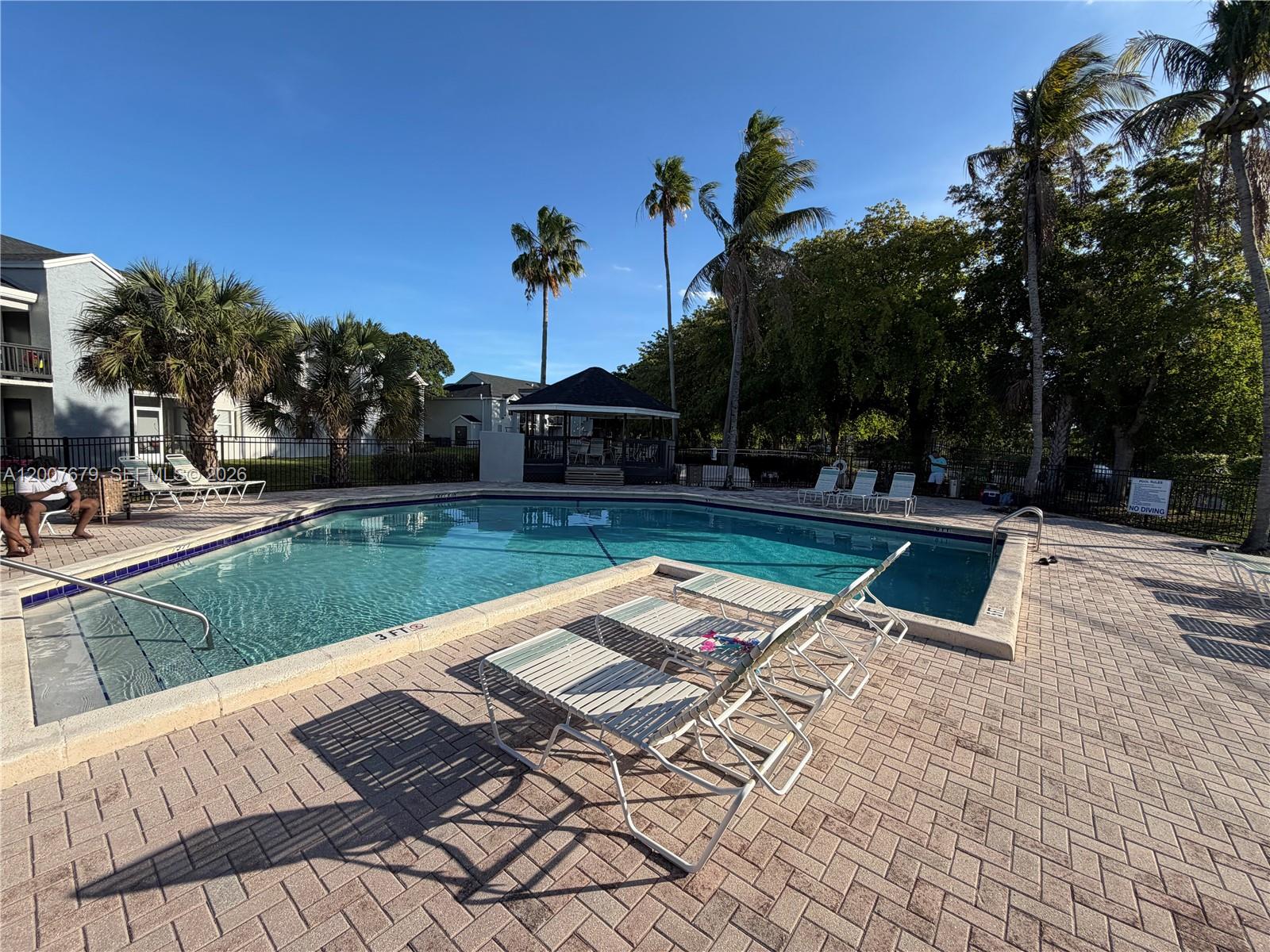 FAIRWAY GREENS CONDO HOME - Residential