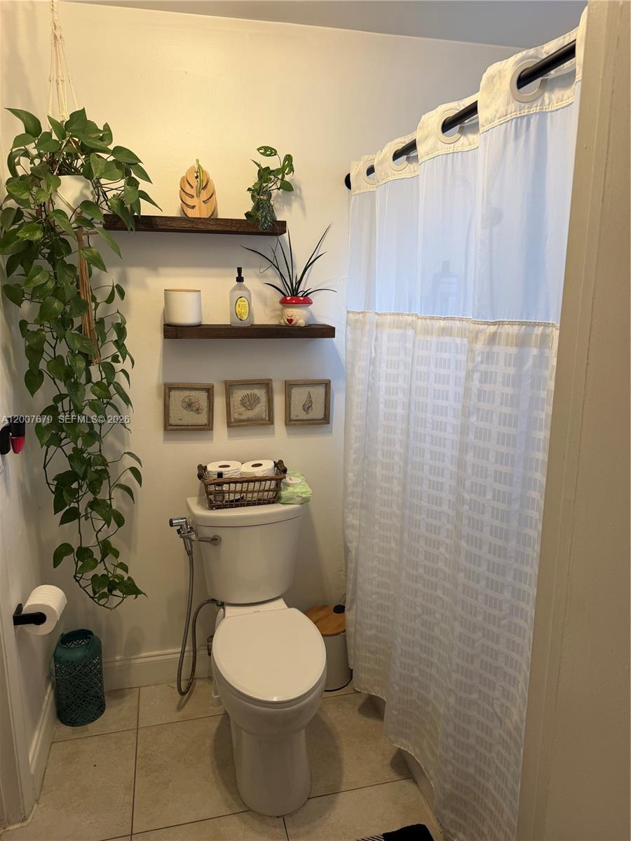 FAIRWAY GREENS CONDO HOME - Residential