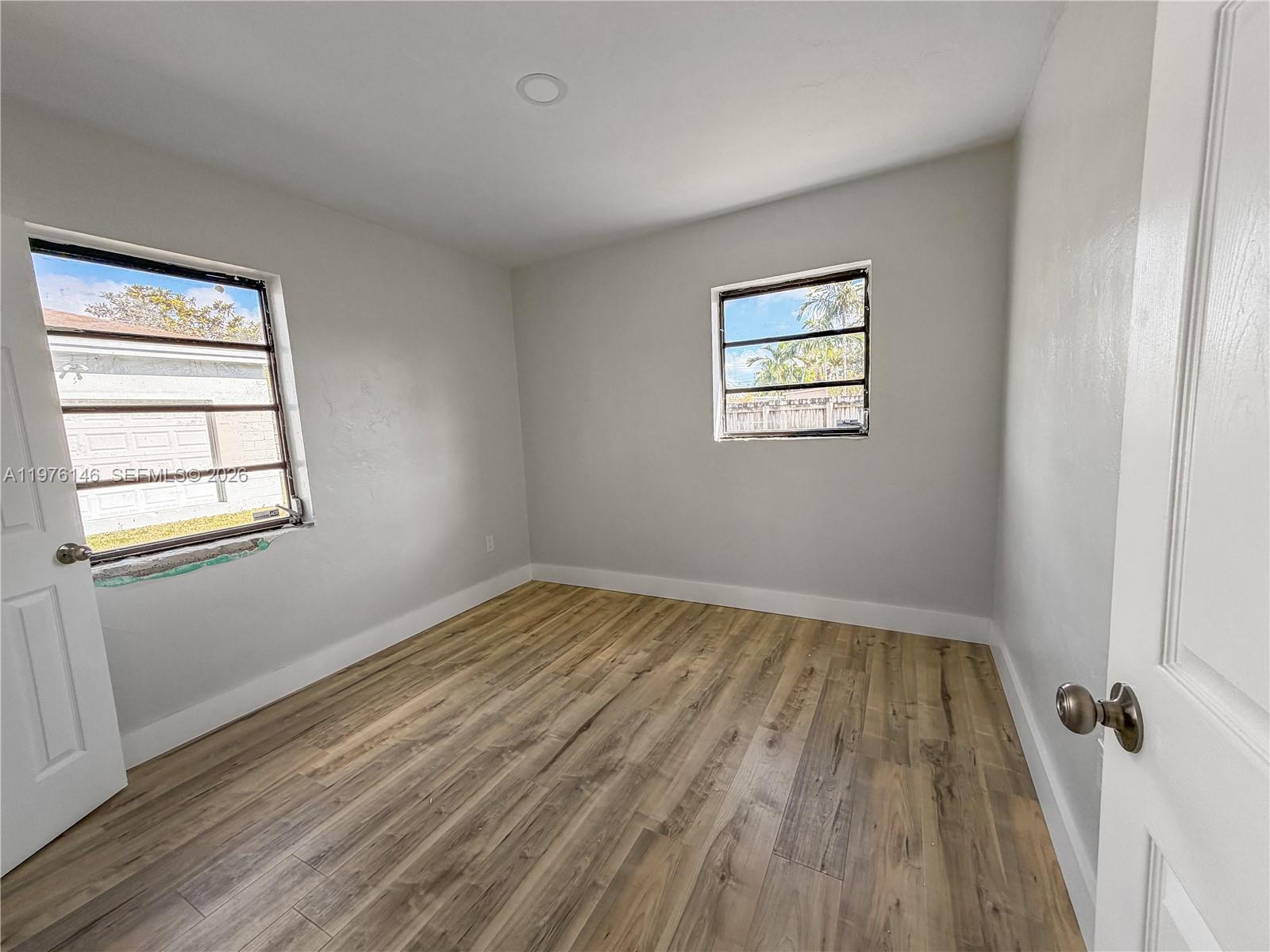 TROPICAL ESTATES 1ST ADDN - Residential Lease