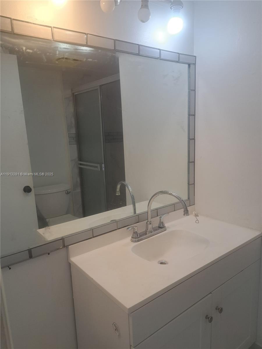 SUNRISE LAKES 38 CONDO - Residential Lease