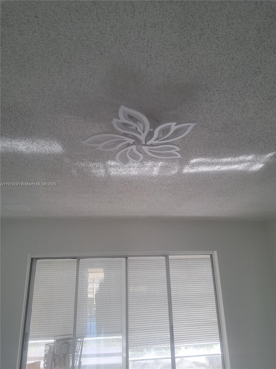 SUNRISE LAKES 38 CONDO - Residential Lease