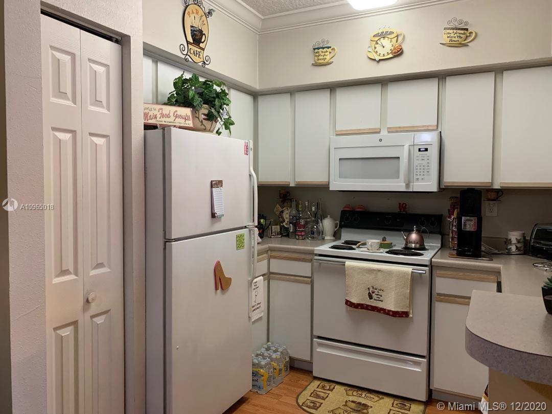 THE MARQUESA - Residential Lease