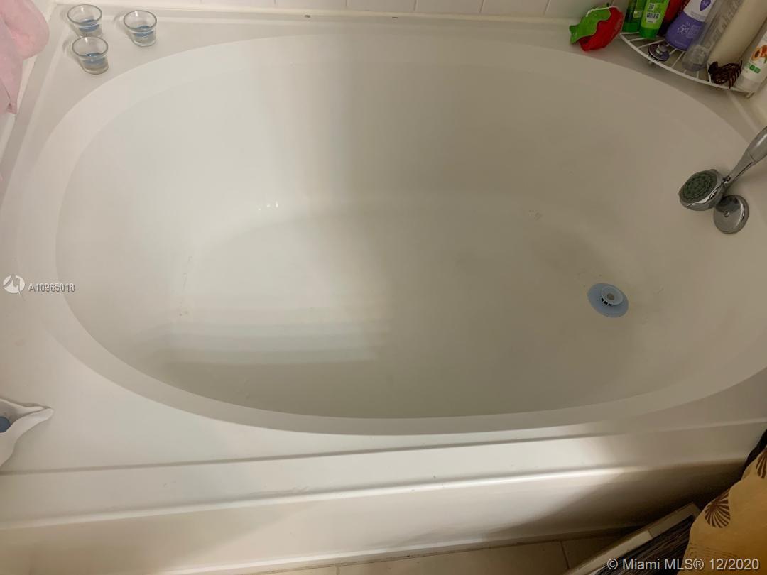 THE MARQUESA - Residential Lease