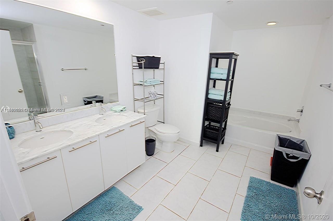 THE PLAZA 851 BRICKELL CO - Residential Lease