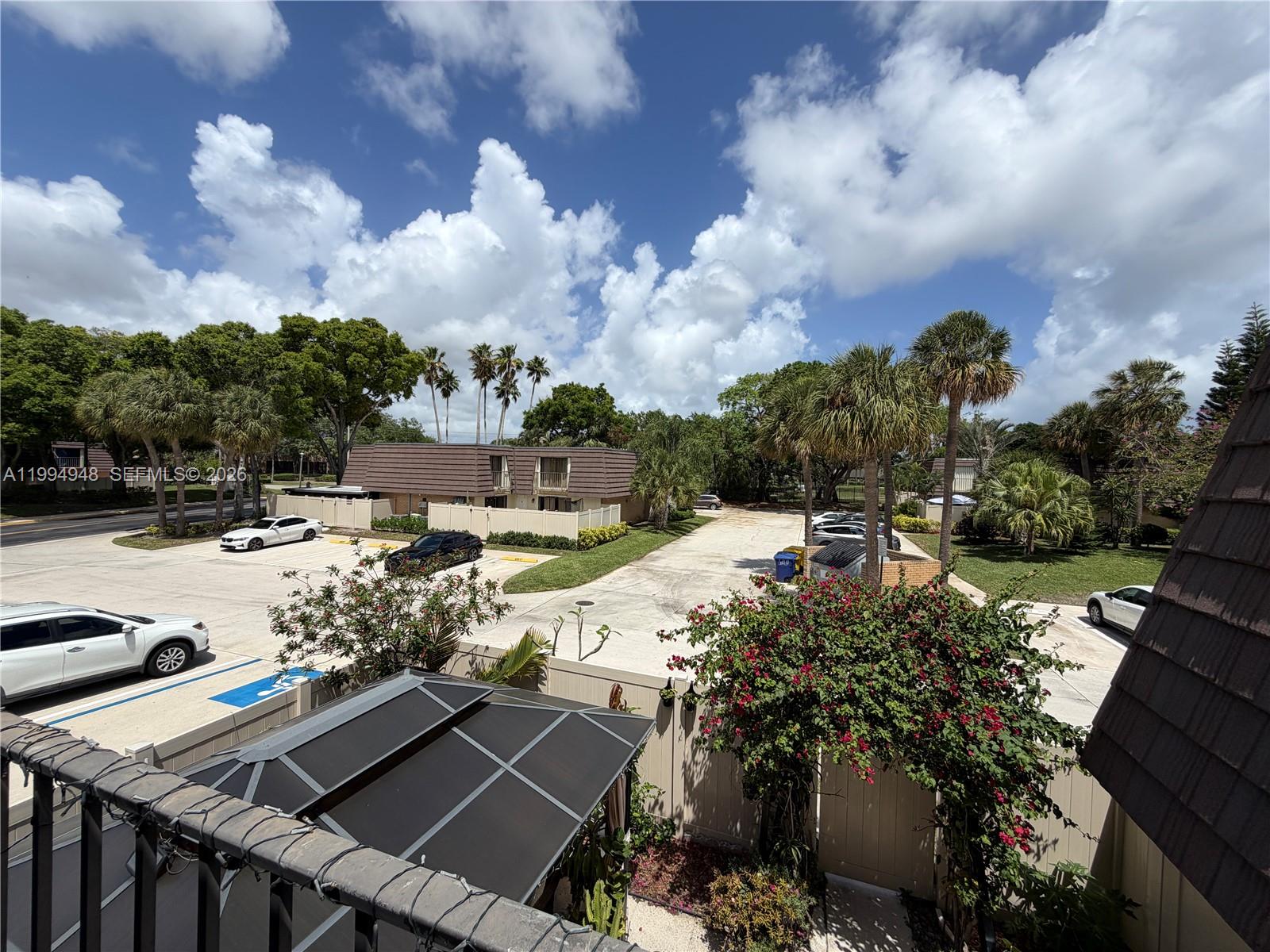 HERITAGE VILLAGE OF P B L - Residential