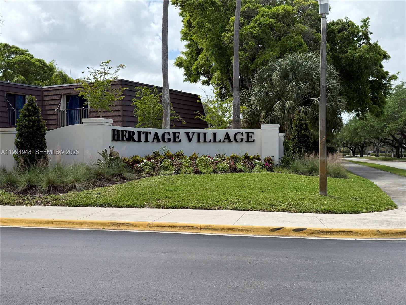 HERITAGE VILLAGE OF P B L - Residential