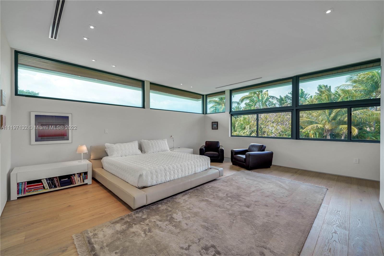 TROPICAL ISLE HOMES SUB 1 - Residential