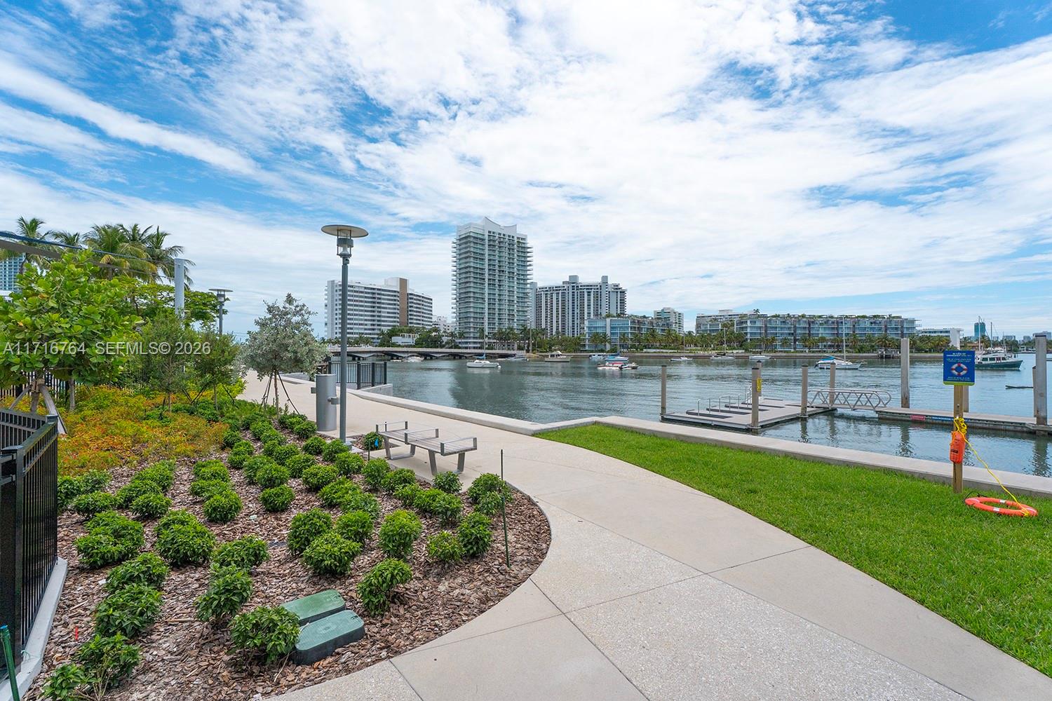 BONNE VIE CONDO - Residential