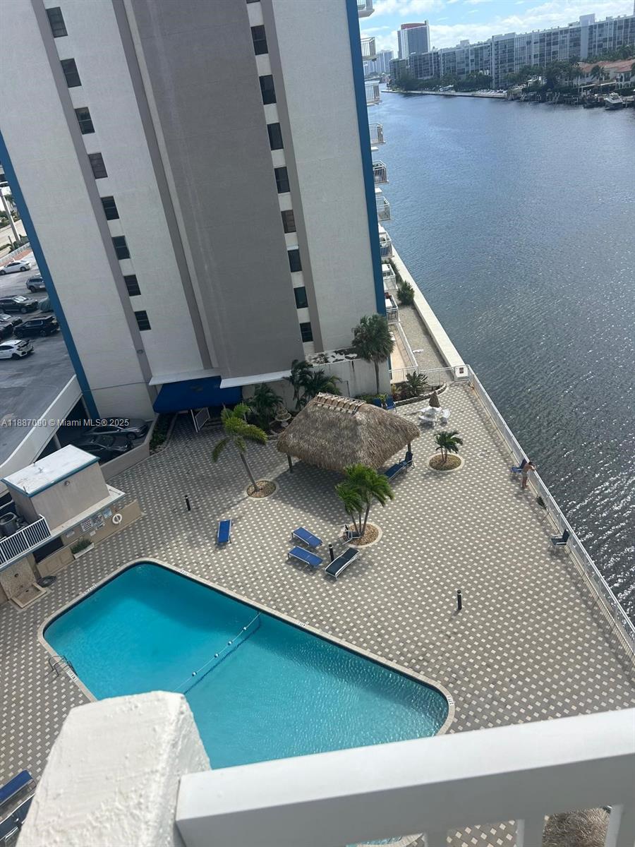 ALLINGTON TOWERS NORTH CO - Residential