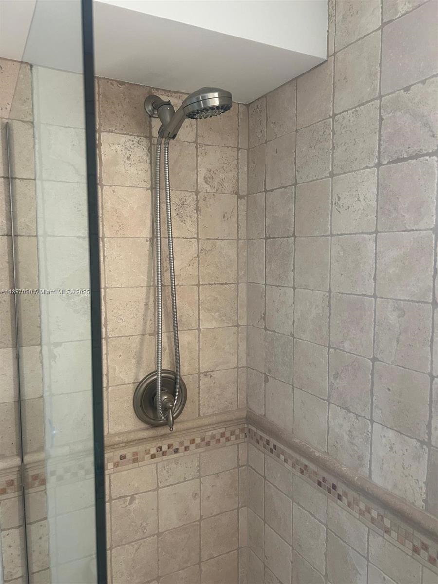 ALLINGTON TOWERS NORTH CO - Residential