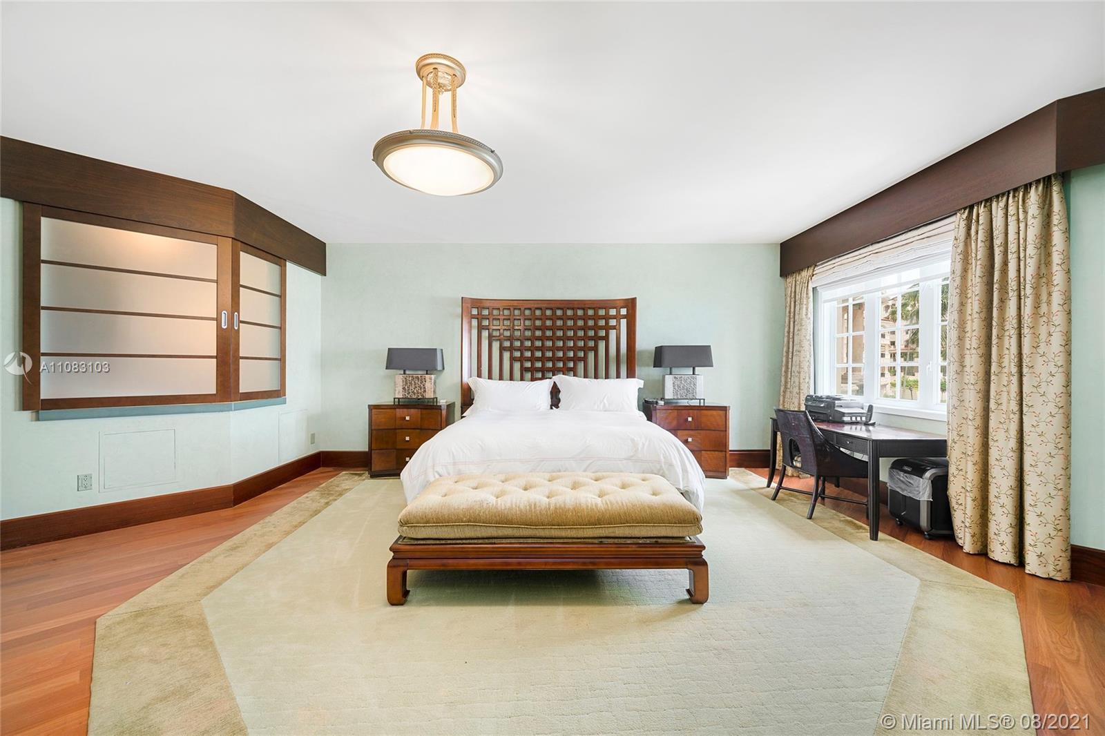 OCEANSIDE @ FISHER ISL CO - Residential