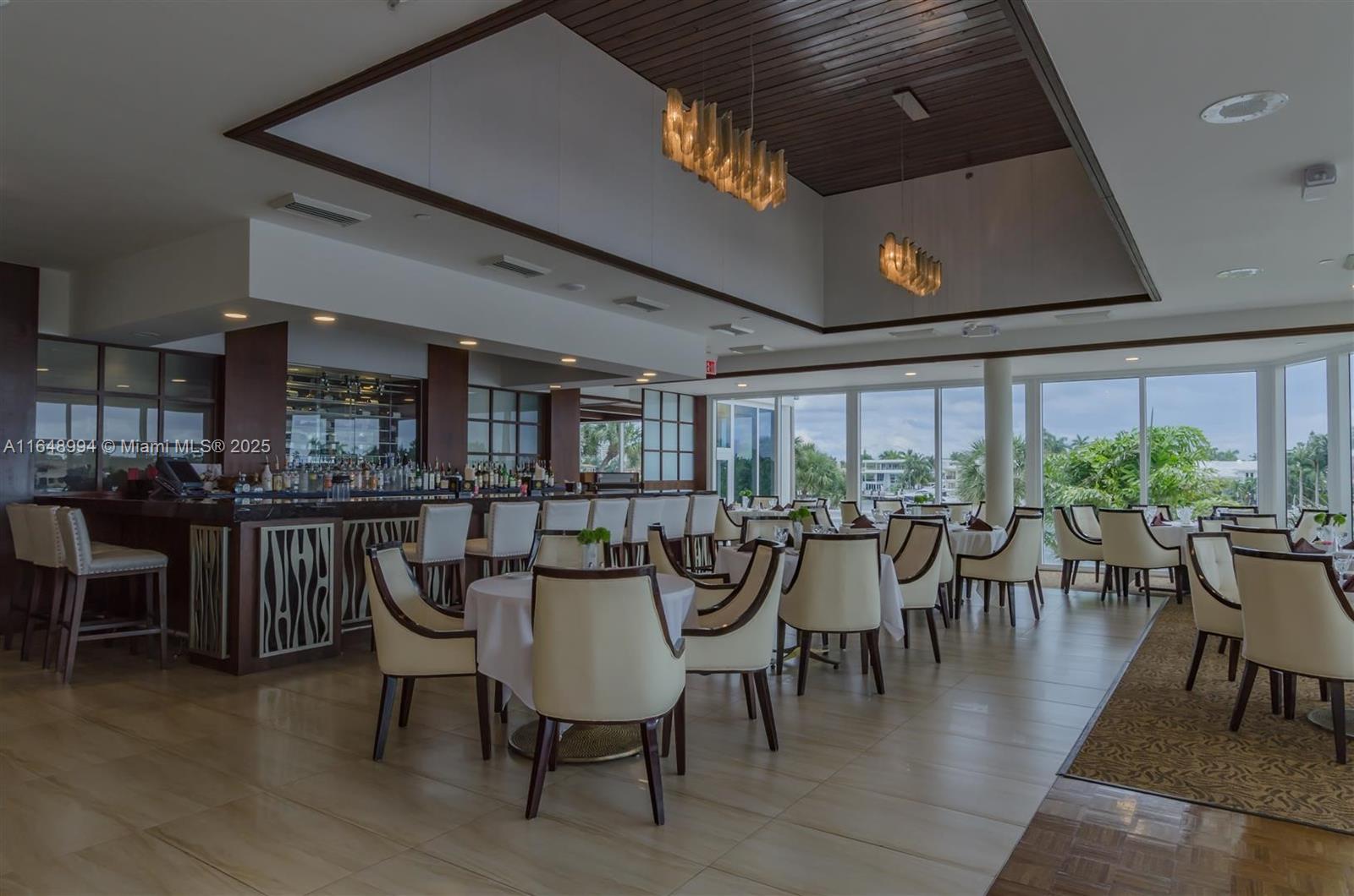 HAMPTONS SOUTH CONDO - Residential