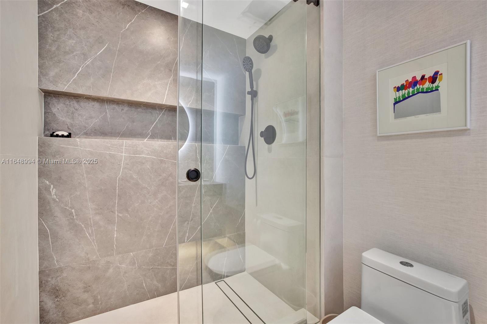 HAMPTONS SOUTH CONDO - Residential