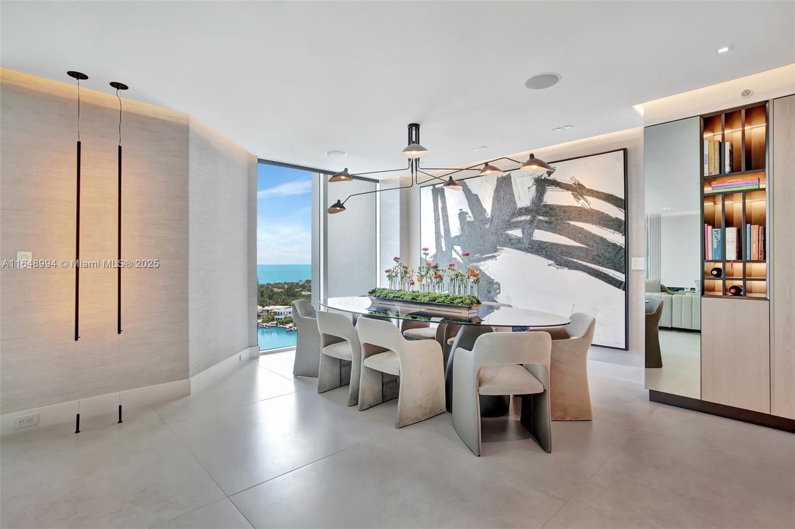 HAMPTONS SOUTH CONDO - Residential