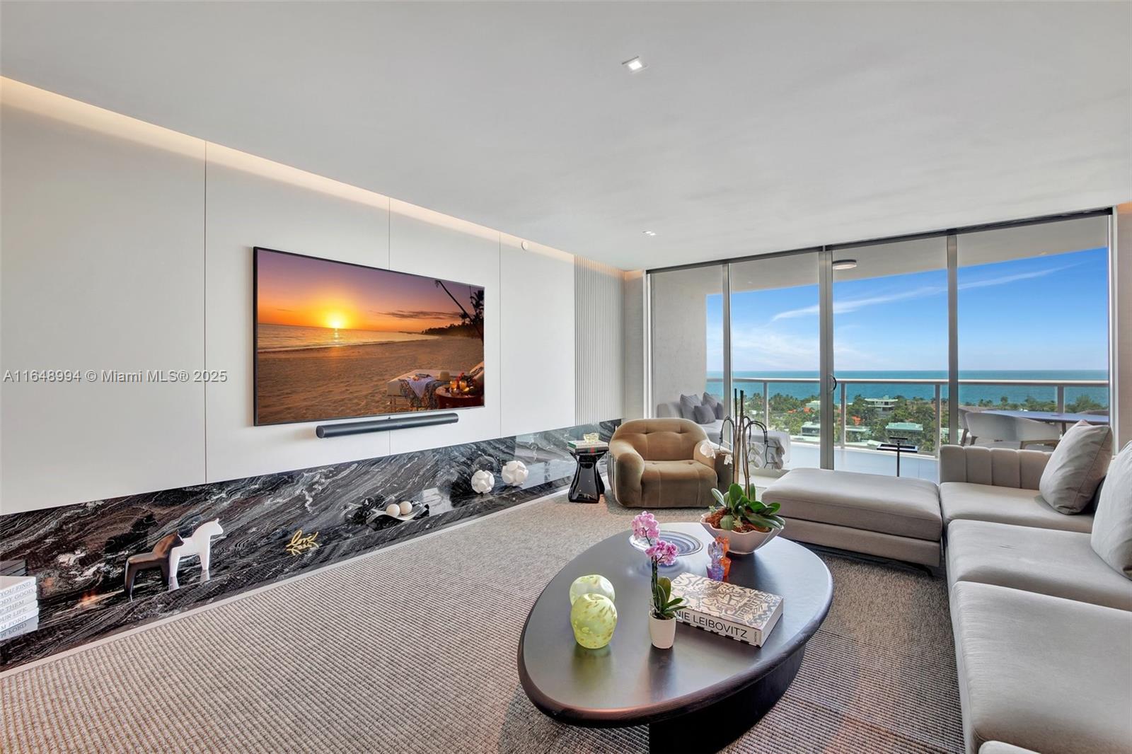 HAMPTONS SOUTH CONDO - Residential