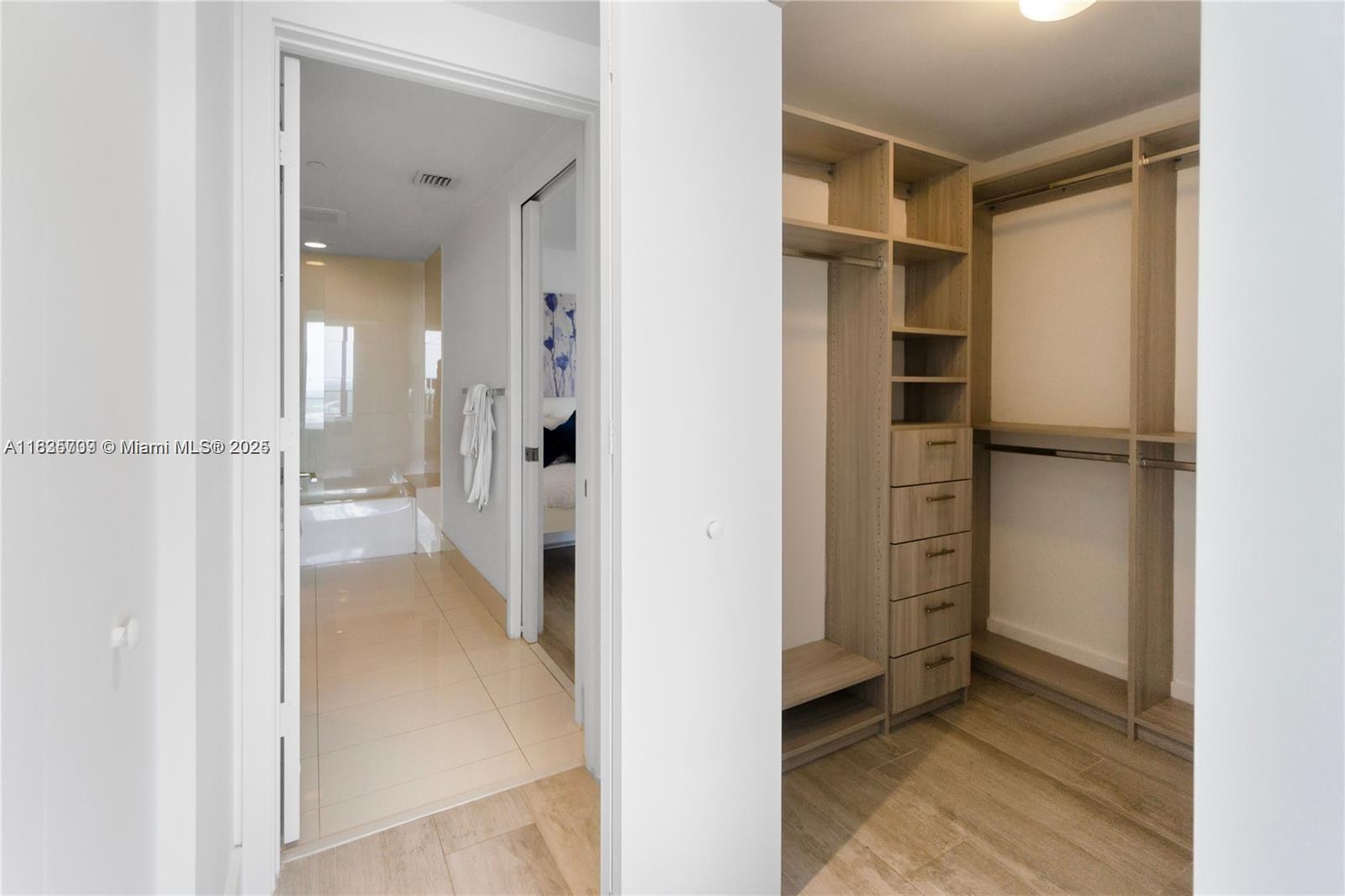 3401 MIDTOWN CONDO - Residential