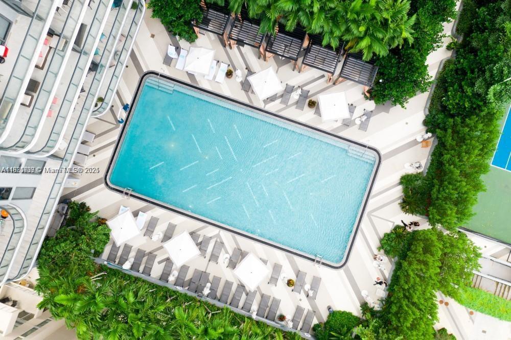 3401 MIDTOWN CONDO - Residential